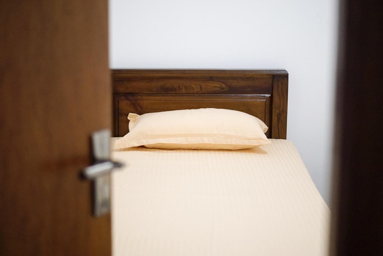White Rose Hostel 캔디 외부 사진